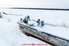 Marcelle Fessineau runs down the Yukon river as she leaves the Tanana checkpoint on Wednesday morning  March 11th during the 2015 Iditarod.(C) Jeff Schultz/SchultzPhoto.com - ALL RIGHTS RESERVED DUPLICATION  PROHIBITED  WITHOUT  PERMISSION