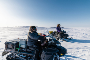 Iditarod Insiders en Route to Shaktoolik