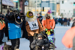 Brent Sass Hollers To Dogs - 2023 Ceremonial Start