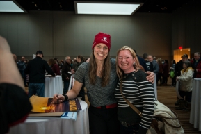 The musher meet & greet is a great way to say hello to the mushers, get an autograph, and personally wish them and their team good luck on the Iditarod trail. Held at the Denaâina Center in Anchorage, Alaska. Musher: Aliy Zirkle