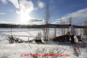 Aliy Zirkle drops onto the river just before the the halfway checkpoint of Iditarod on Thursday March 7, 2013.

Iditarod Sled Dog Race 2013

Photo by Jeff Schultz copyright 2013 DO NOT REPRODUCE WITHOUT PERMISSION