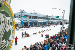 Running Down 4th Avenue